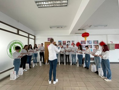 Confucius Institute Set Up a Choir