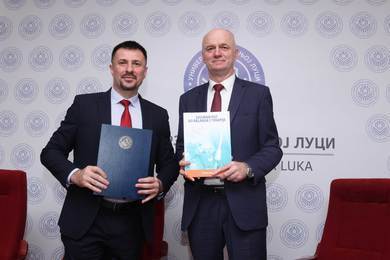 Cooperation between the University and Hemofarm