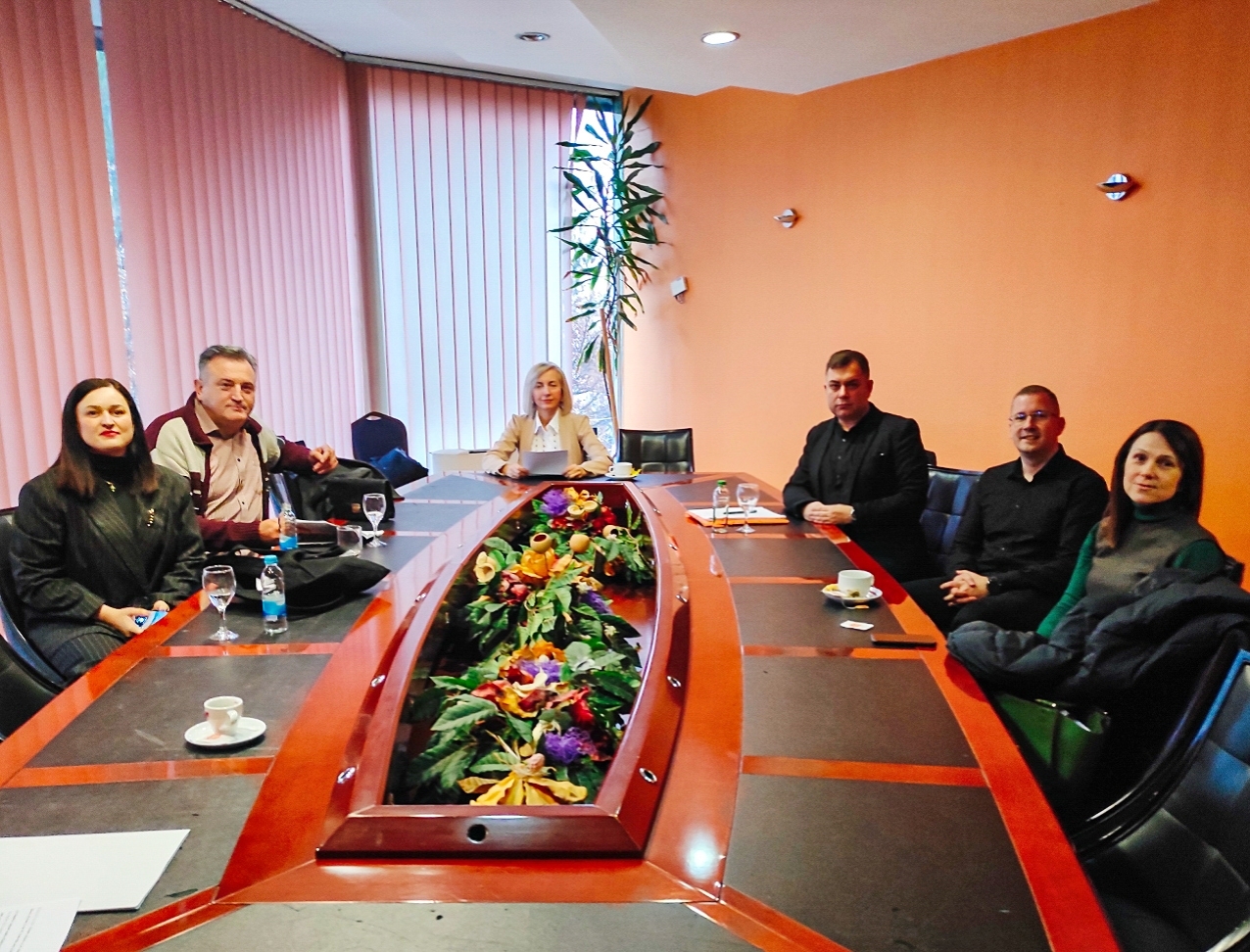 Okrugli sto o srpskom jeziku kao zavičajnom