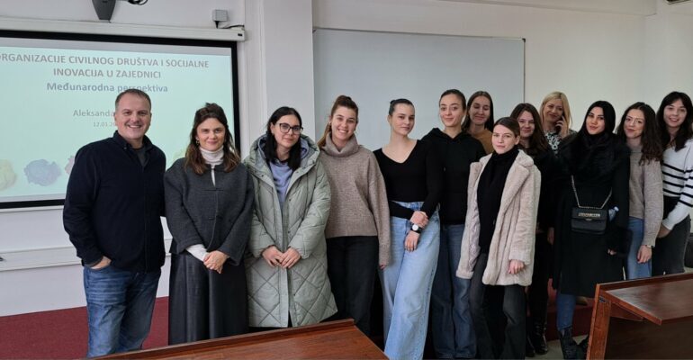 Lecture on social innovation in the community