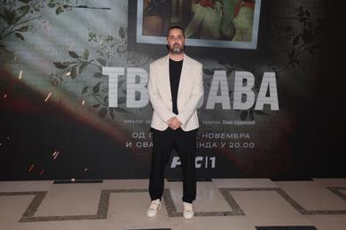 Саша Хајдуковић говори на трибини „Културна политика...