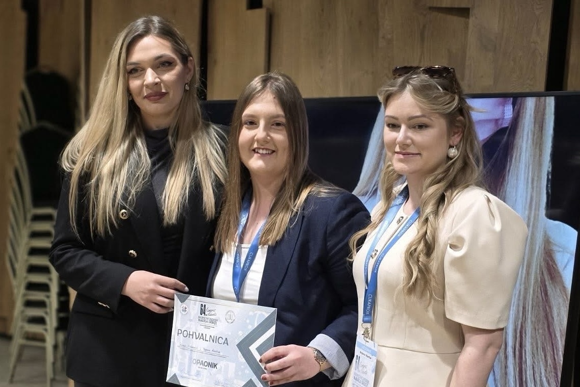 Naše studentkinje napisale najbolji naučni rad