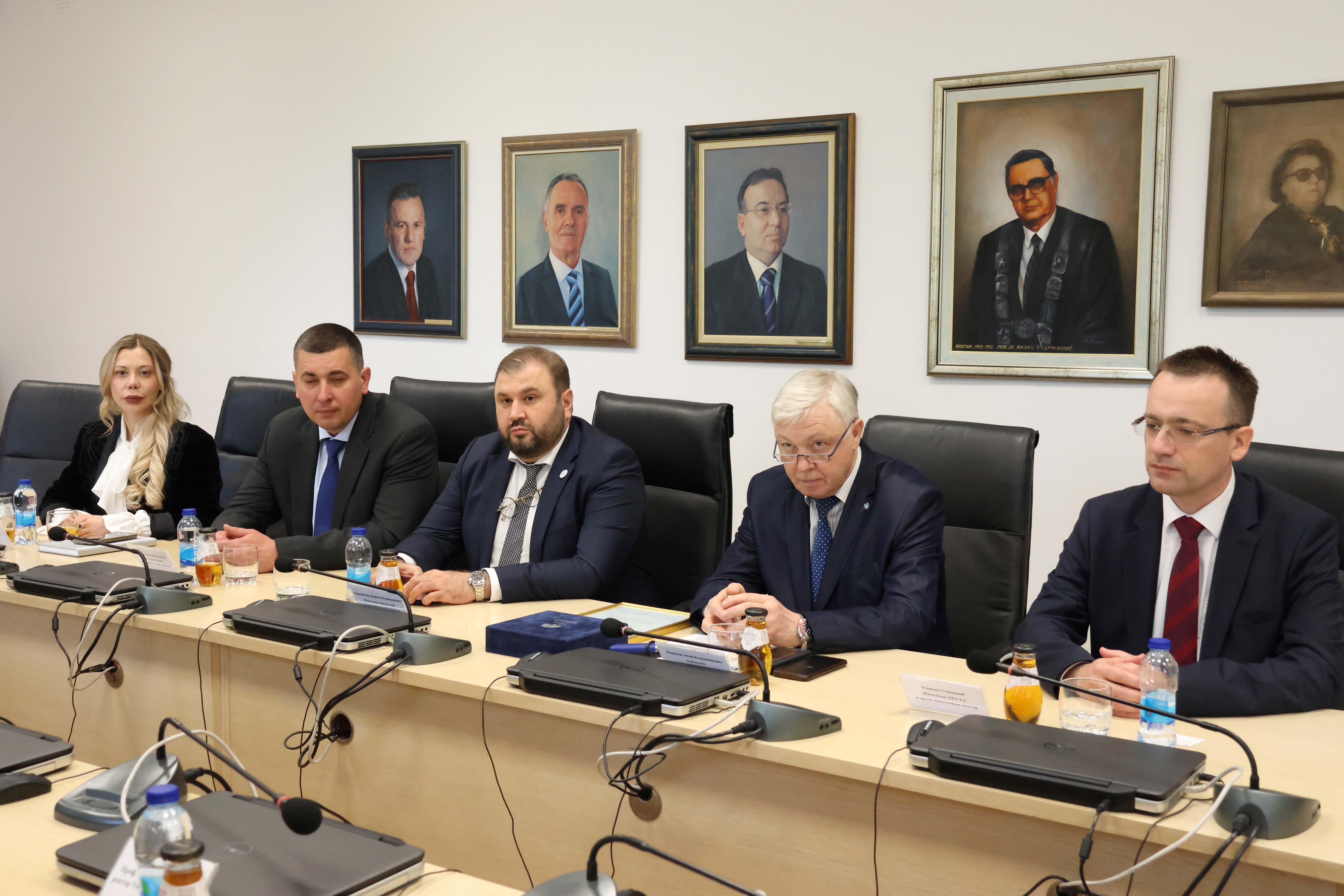 /uploads/attachment/vest/17066/potpisan_sporazum_saradnja_univerzitet_sečenov_banja_luka_05_05_2026._foto_dejan_desnica__2_.JPG