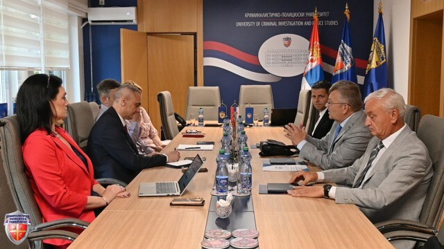 /uploads/attachment/vest/17290/predstavnici-fbn-unibl-u-posjeti-kriminalisticko-policijskom-univerzitetu-beograd__1_.jpeg