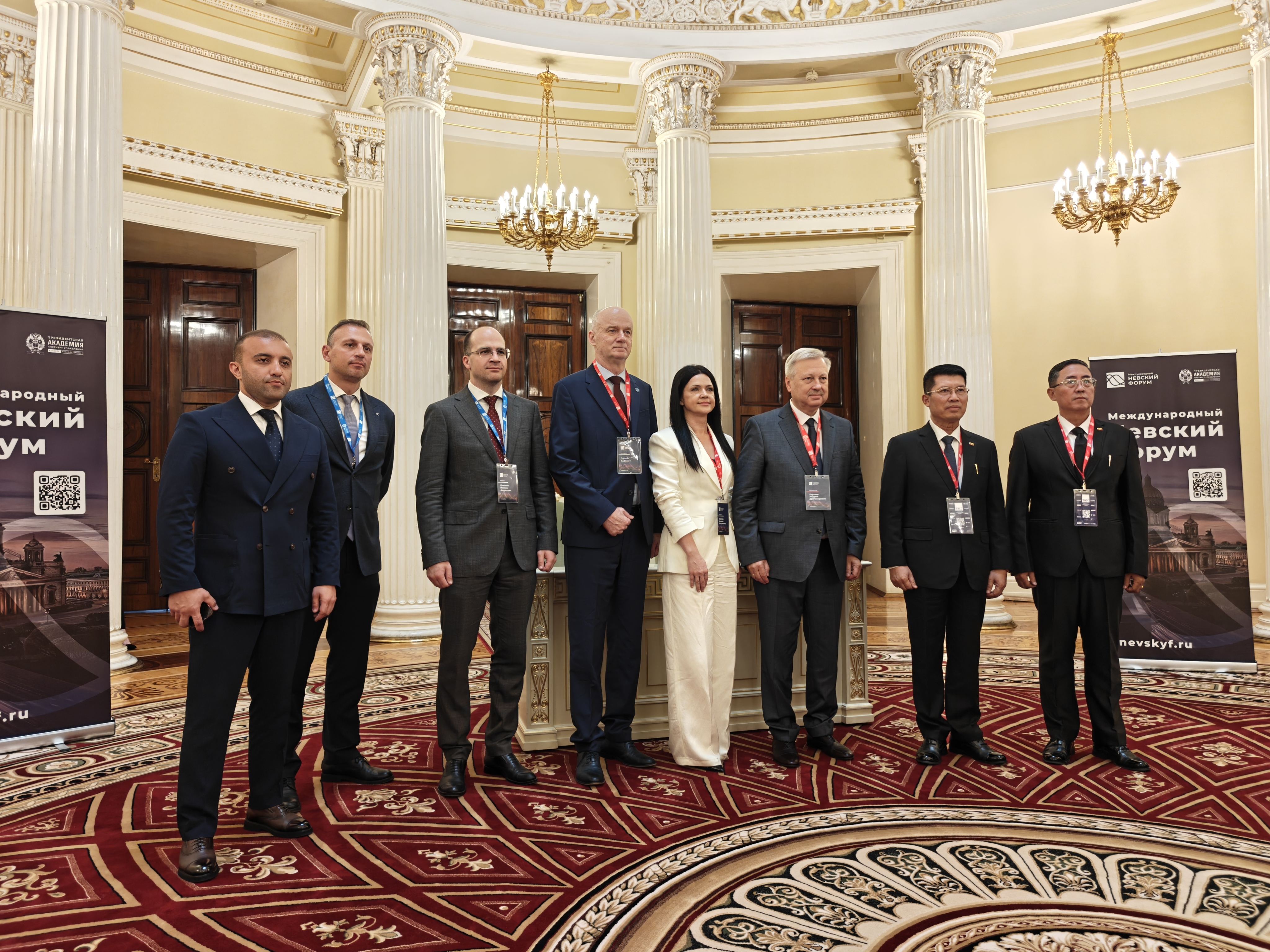 УНИБЛ на Међународном невском форуму