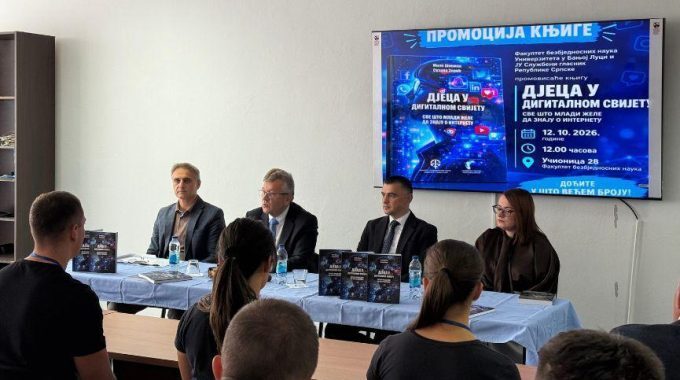 Представљена књига „Дјеца у дигиталном свијету“