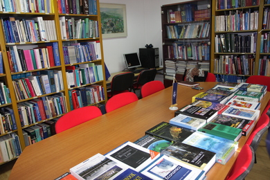 Компанија „Елеа“ донирала 867 књига нашем Универзитету