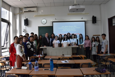 Проф. др Милош Шолаја одржао низ предавања у Кини