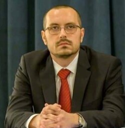 доц. др Никола Ожеговић